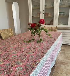 Mantel Celadon Green – 100% algodón – estampado floral – estilo boho chic – Jardín Botánico – Miss June Paris – 5