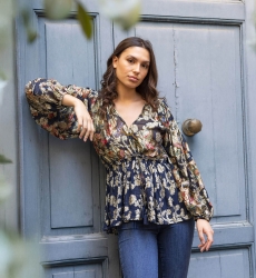 blusa floral manga larga LYAM - Miss June