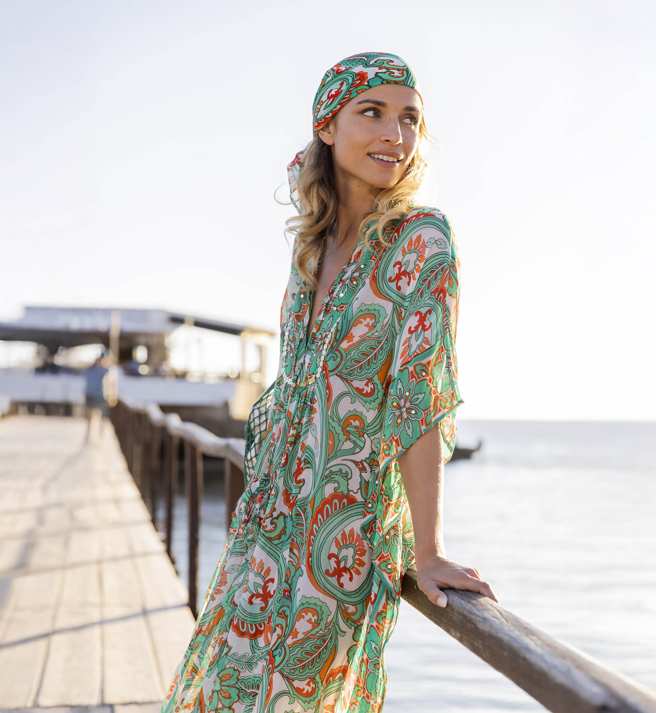 Caftan Long Caprera - vert - plastron décoré - manges longues - boho - Miss June Paris - 1
