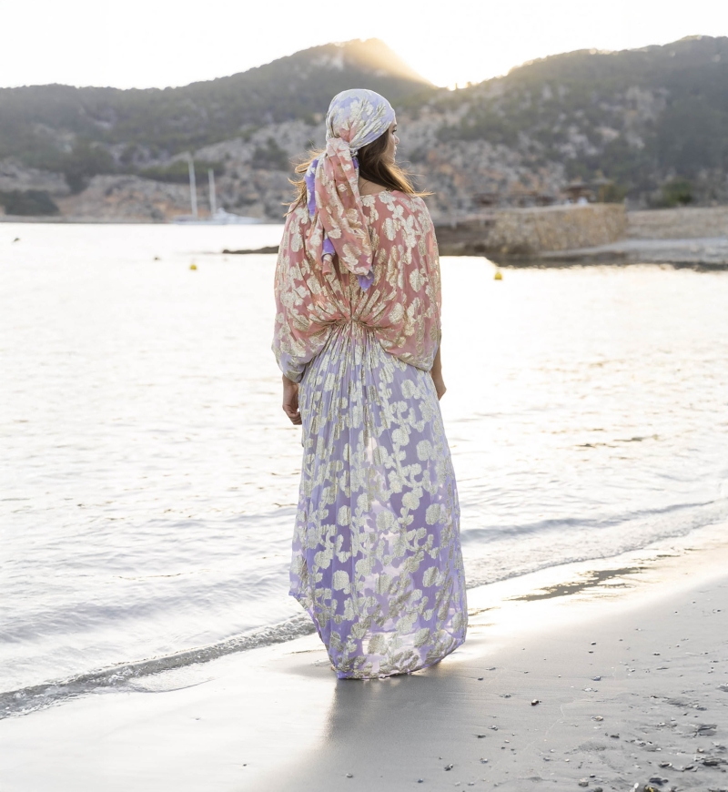 Caftan Long Pastel - pêche dégradé lilas- détails dorés - manches longues - Miss June Paris - 3