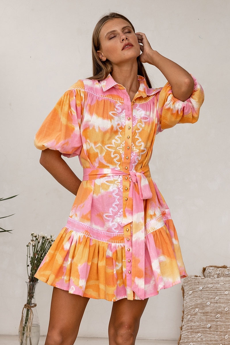 Robe Courte Victoria - rose/orange -manche courte - motif tie & dye - ceinture assortie - bohème  - Miss June Paris - 1