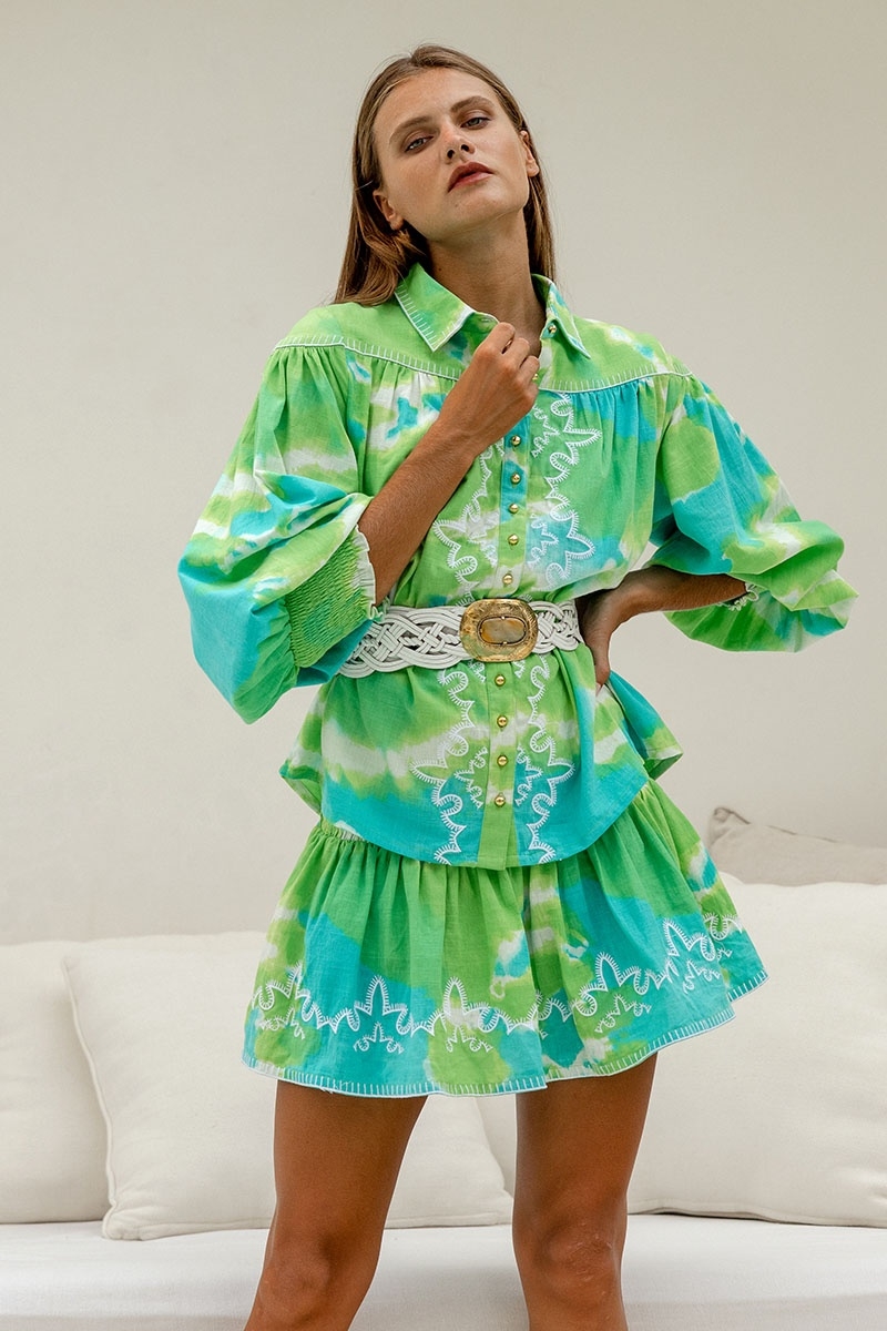 Camisa Hayley – verde/agua – mangas largas abullonadas – estampado tie-dye – bohemio – Miss June Paris – 1
