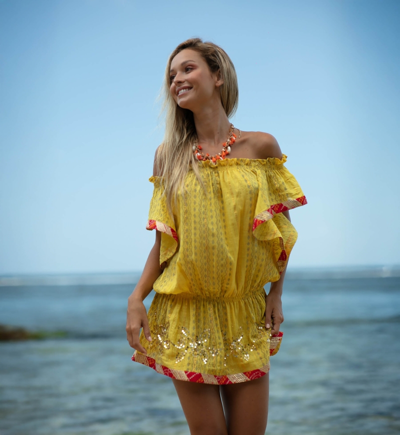 Vestido corto Lakshimi – Naranja/Amarillo – Hombros descubiertos – Manga corta – Boho – Miss June Paris – 5