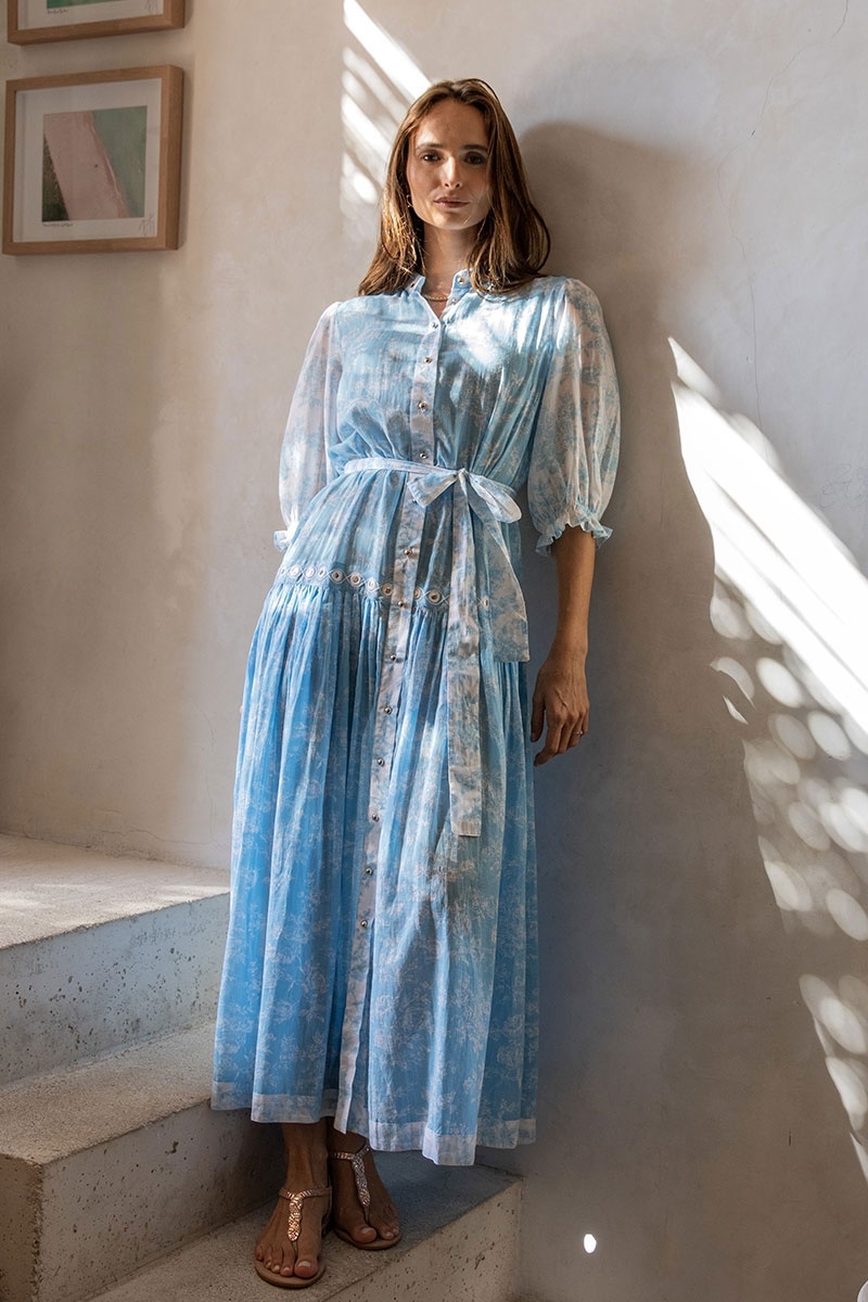 Vestido largo Natalia - azul con estampado floral - mangas 3/4 - cinturón a juego - Miss June Paris - 4