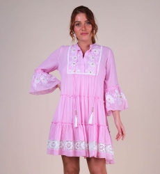 Vestido corto Cecilia - rosa con bordado blanco - delicado encaje - textura refinada - Miss June Paris - 5