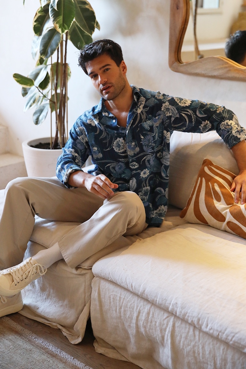 Camisa Guatape – azul marino – estampado floral – manga larga – colección Shay – Miss June Paris – 5