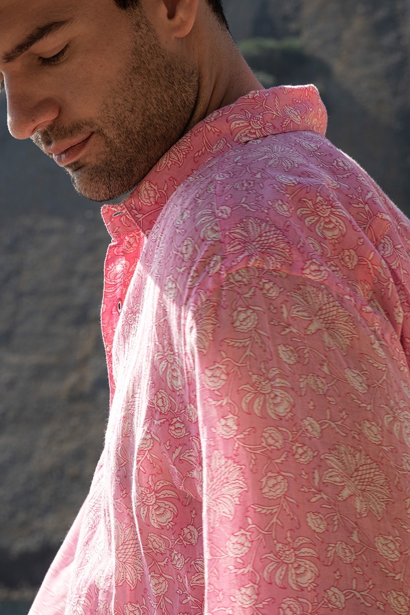Camisa Florencia – rosa – delicado estampado blanco – mangas largas – tejido ligero – colección Shay – Miss June Paris – 2