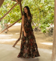 Vestido Largo Floriana: negro - estampado tropical - tirantes - volantes fluidos - Miss June Paris - 1