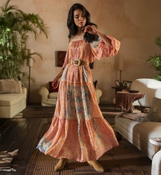 Robe longue Martina - pêche - imprimé floral - manches bouffantes - ceinture assortie - épaules dénudées - Miss June Paris - 3