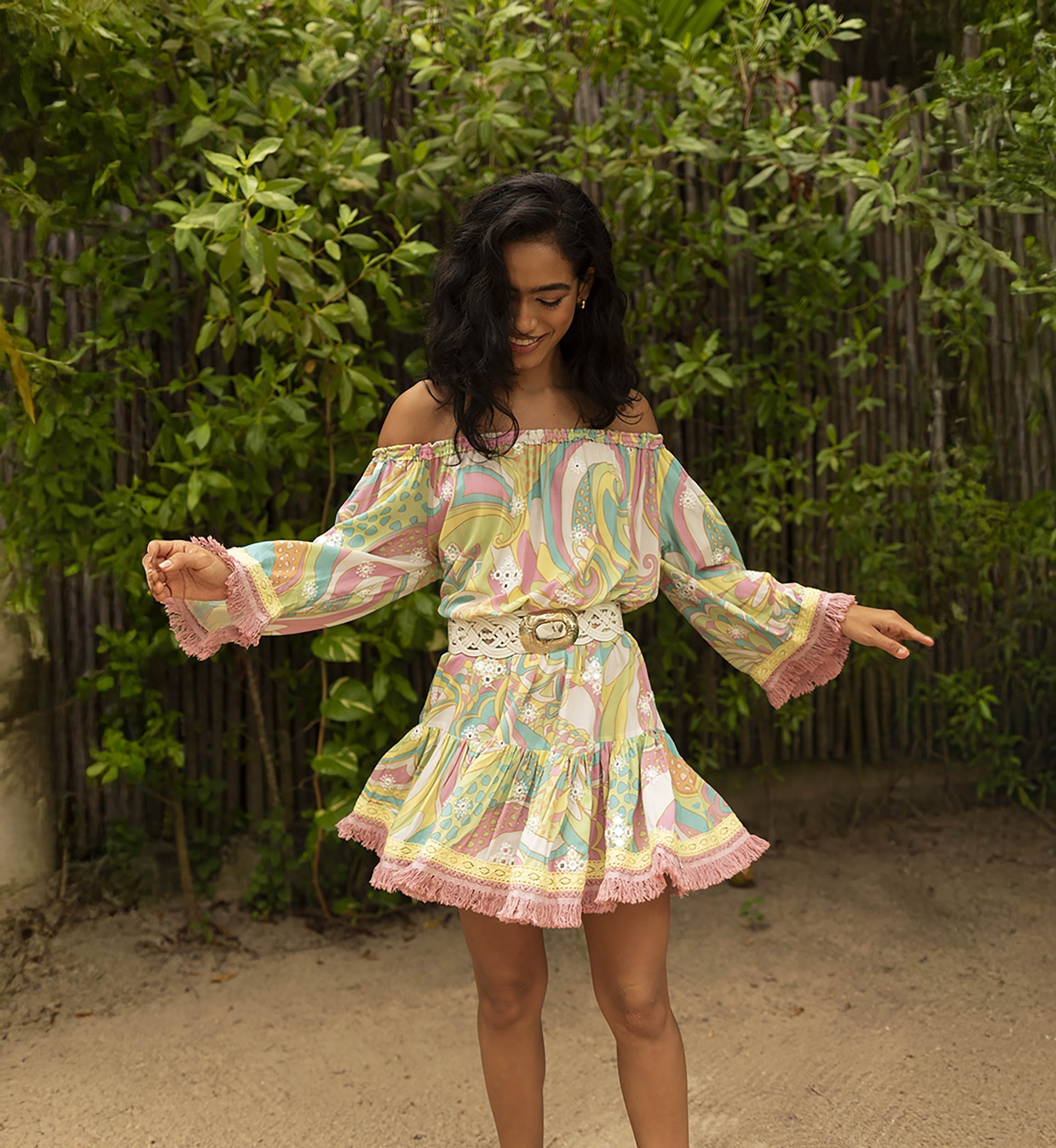 Robe courte Gina - imprimés couleurs pastels - broderie ornée de miroirs brillants - Miss June Paris - 3