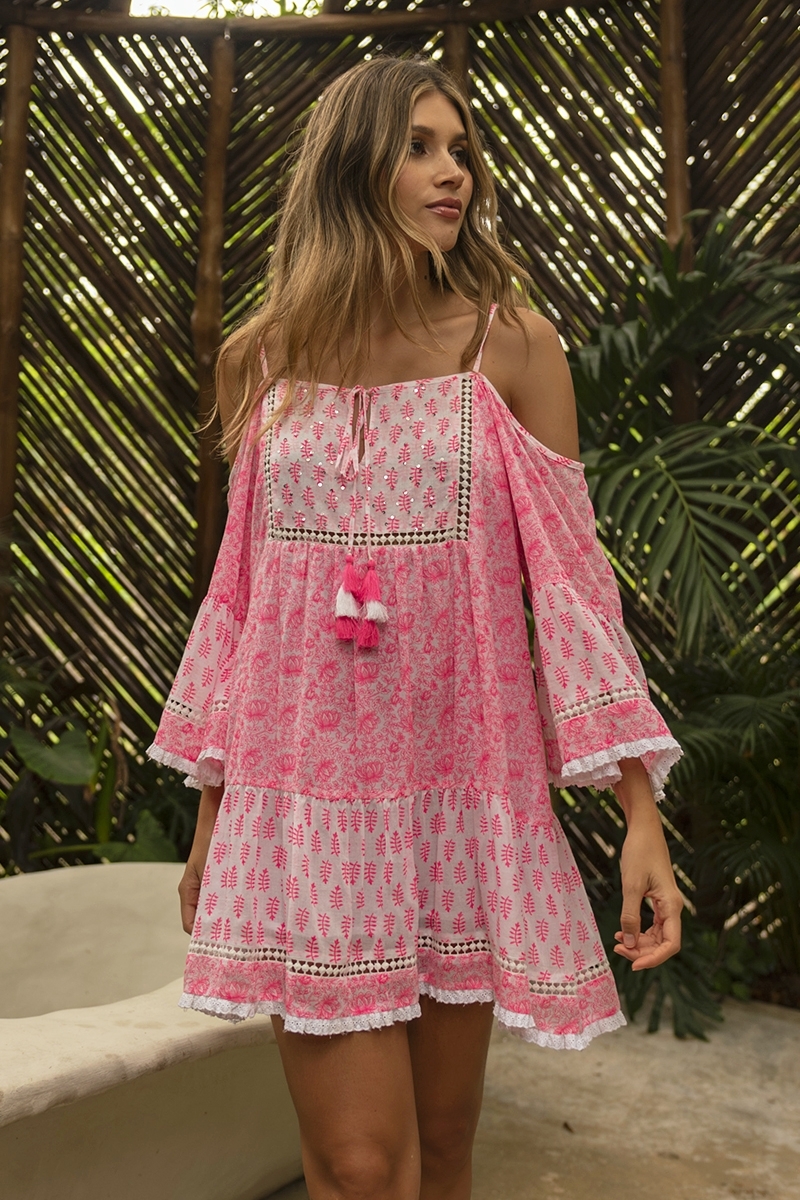 Robe courte Celya - blanche / rose neon - épaules dénudées - bretelles élégantes - Miss June Paris - 1