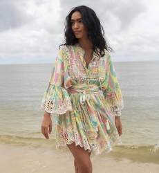 Vestido Corto Querida: colores pastel - estilo casual - bordado - adornado con pequeños espejos - Miss June Paris - 2