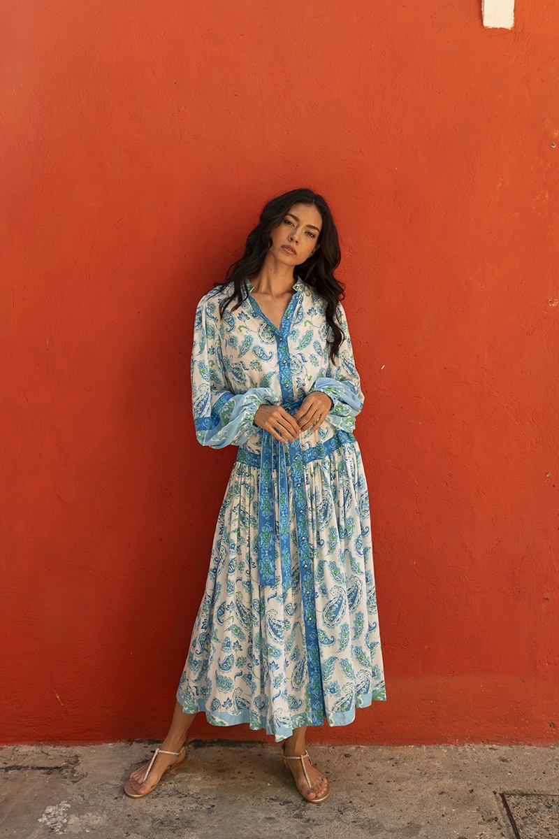 Malia long dress - blue shades - paisley print - tightened cuffs - long sleeves - Miss June Paris - 2
