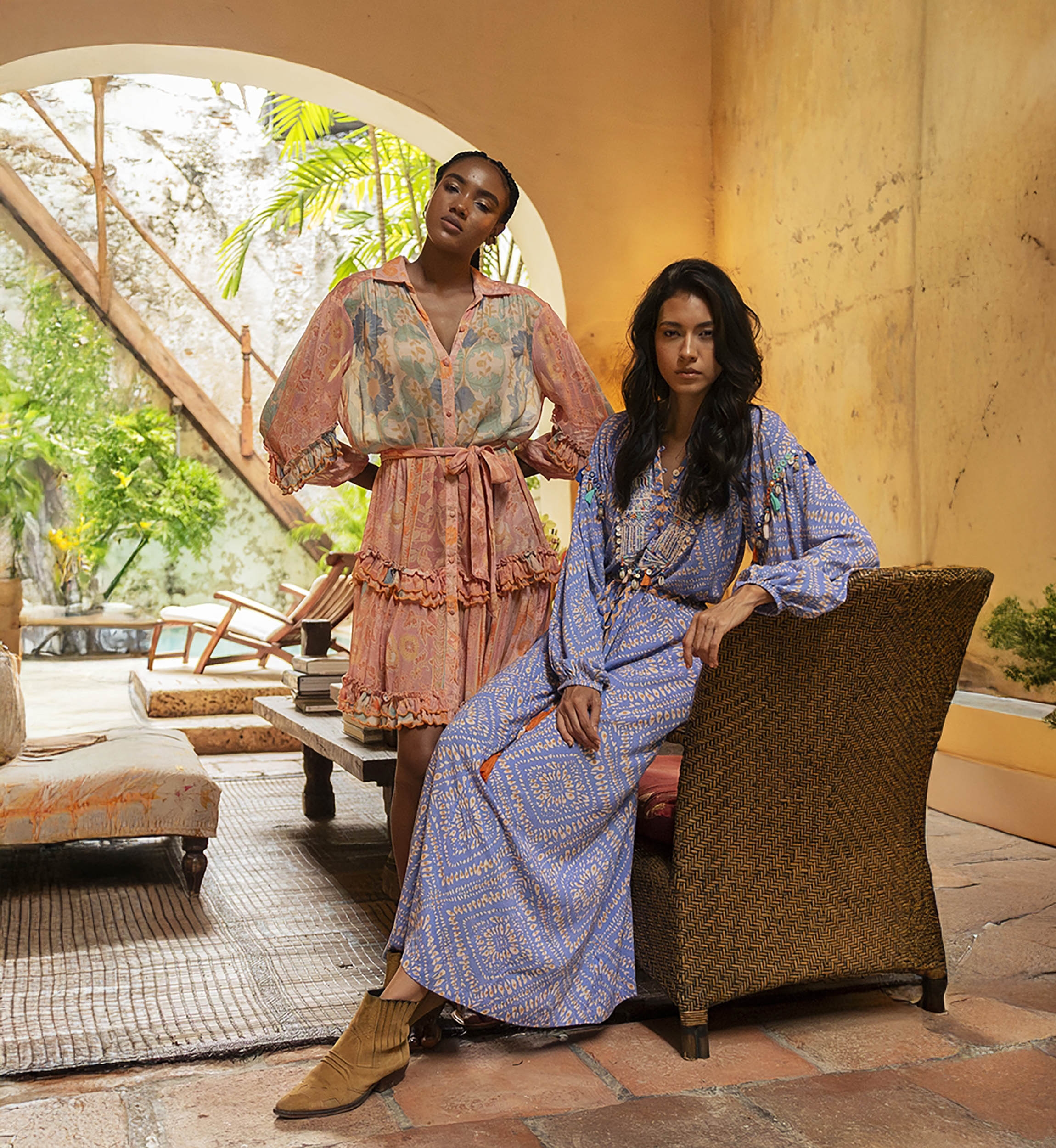 robe longue Alina - imprimé original - touches d'orange flamboyant - manches longues - Miss June Paris - 3