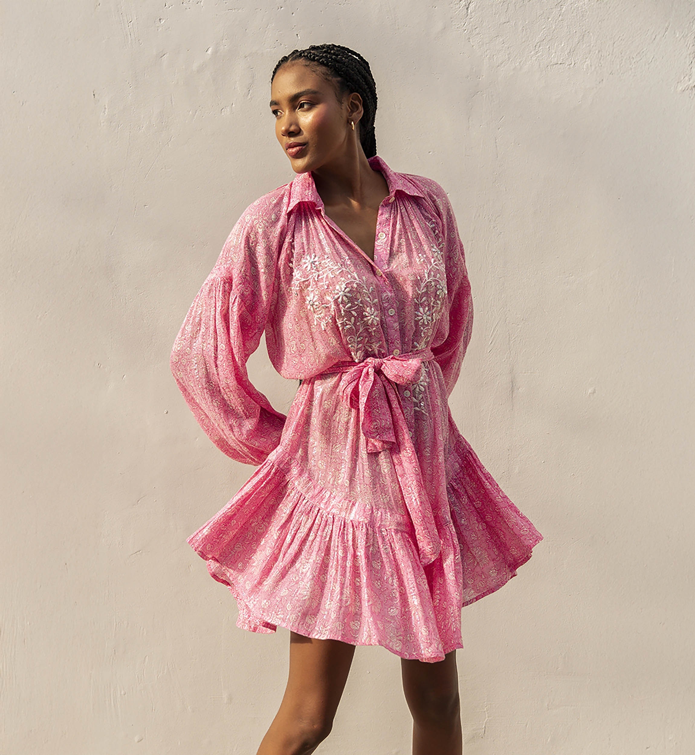Vestido corto Pia - rosa - manga larga - bordado con lentejuelas - Miss June Paris - 3