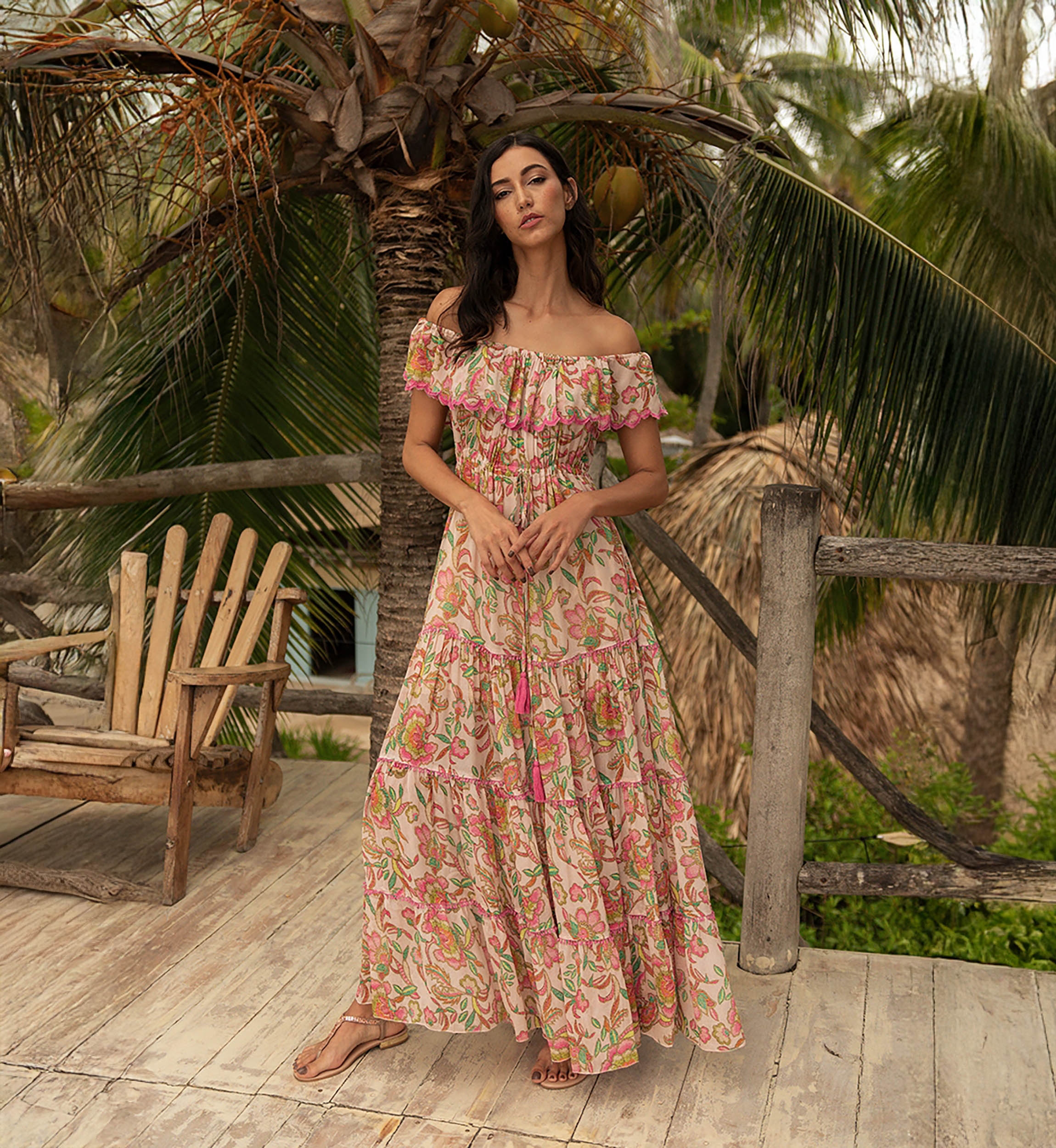 Robe longue Karina - couleurs vives - imprimé fleuri - épaules dénudées - Miss June Paris - 1