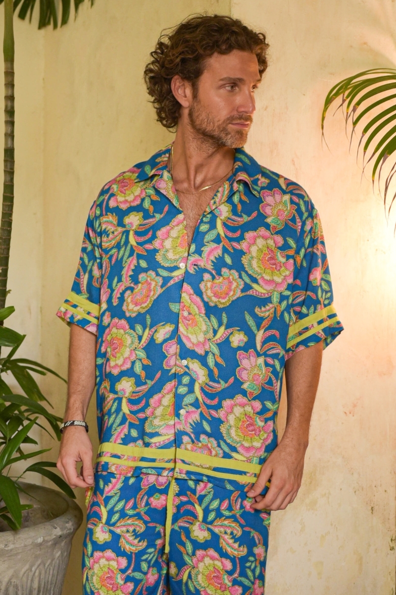 Camisa de Manga Corta Lorica – azul – estampado floral / multicolor – tejido ligero – colección Shay – Miss June Paris – 1