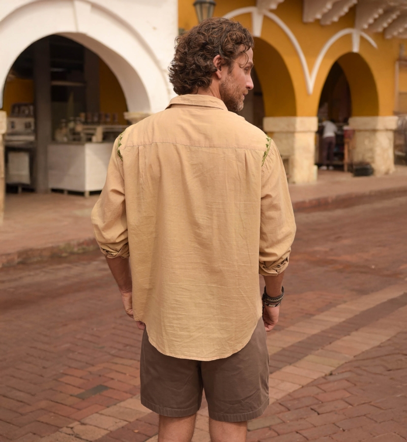 Chemise Manches Longues Leyca - beige avec des broderies kaki - collection Shay - Miss June Paris - 4