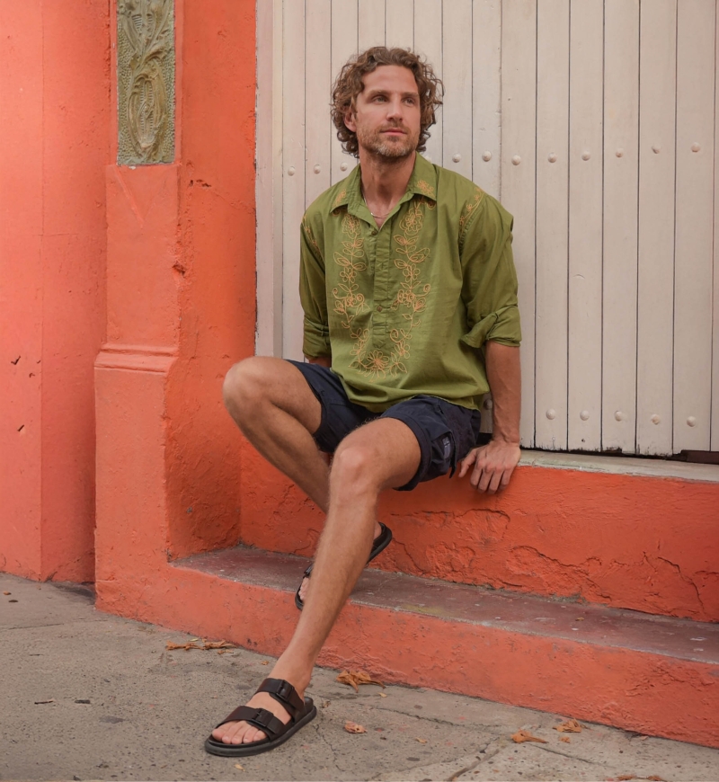 Chemise Manches Longues Leyca - kaki avec des broderies beige - collection Shay - Miss June Paris - 3