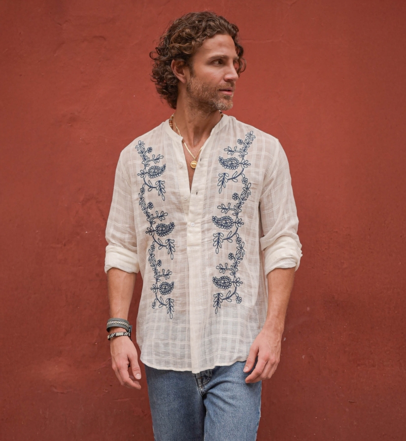 Cocora Shirt – white – blue embroidery – long sleeves – fluid material – Shay collection – Miss June Paris – 2