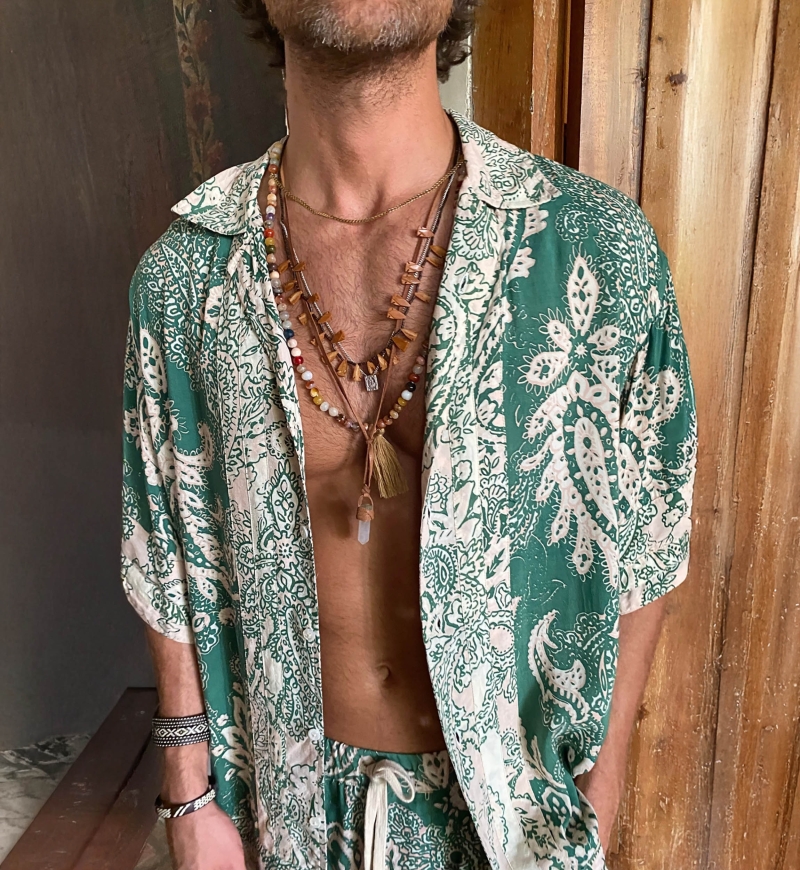 Camisa de Manga Corta San Gil – verde – estampado floral color crudo – botones discretos – colección Shay – Miss June Paris – 4