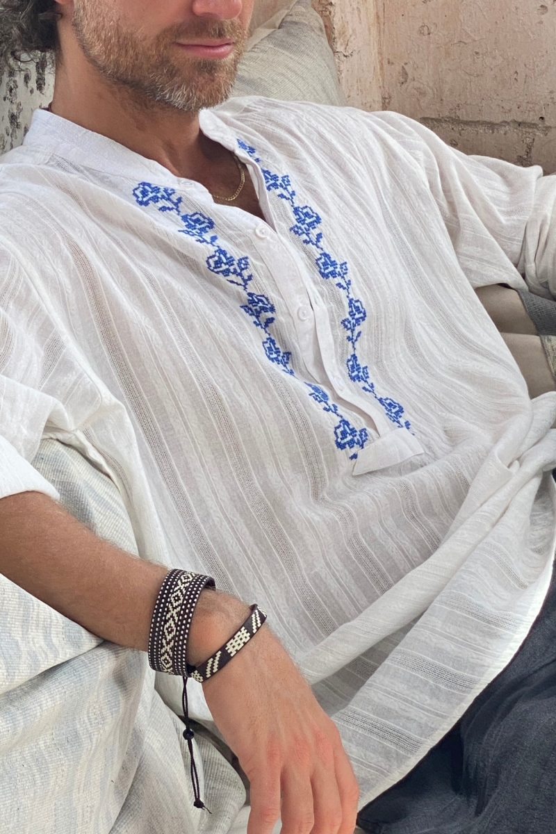 Chemise Jerico - version blanche avec des broderies bleues - manches longues - collection Shay - Miss June Paris - 4