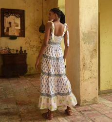 Robe longue Paulina - couleur blanche - imprimés bleus, jaune et rose - bretelles ajustables - Miss June Paris - 4