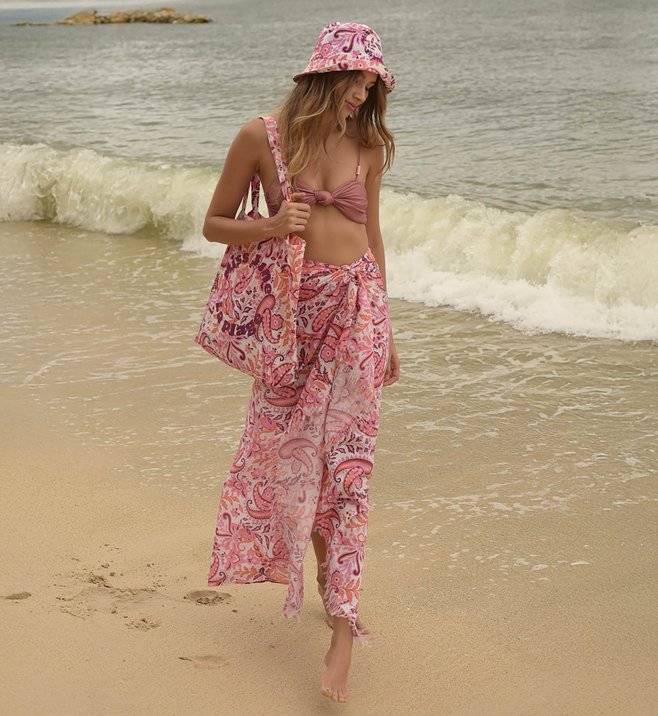 Pareo La Plage - motifs oranges et violets - Miss June Paris - 1