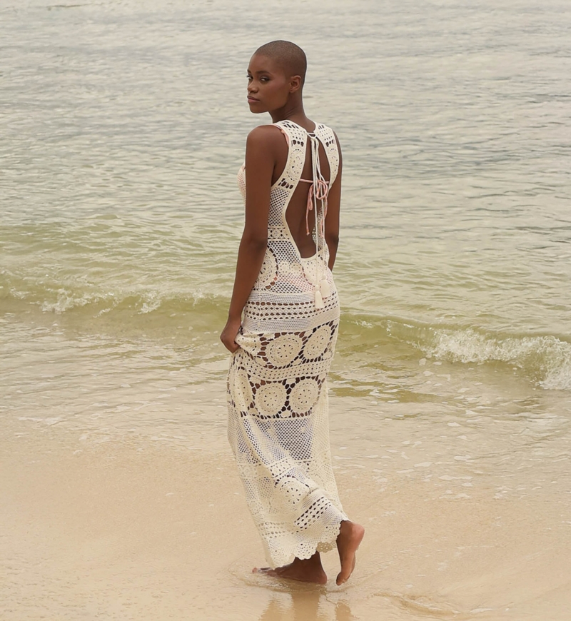 Robe Longue Angel - blanche - en crochet - manche courte - dos découvert - boheme - Miss June Paris - 4