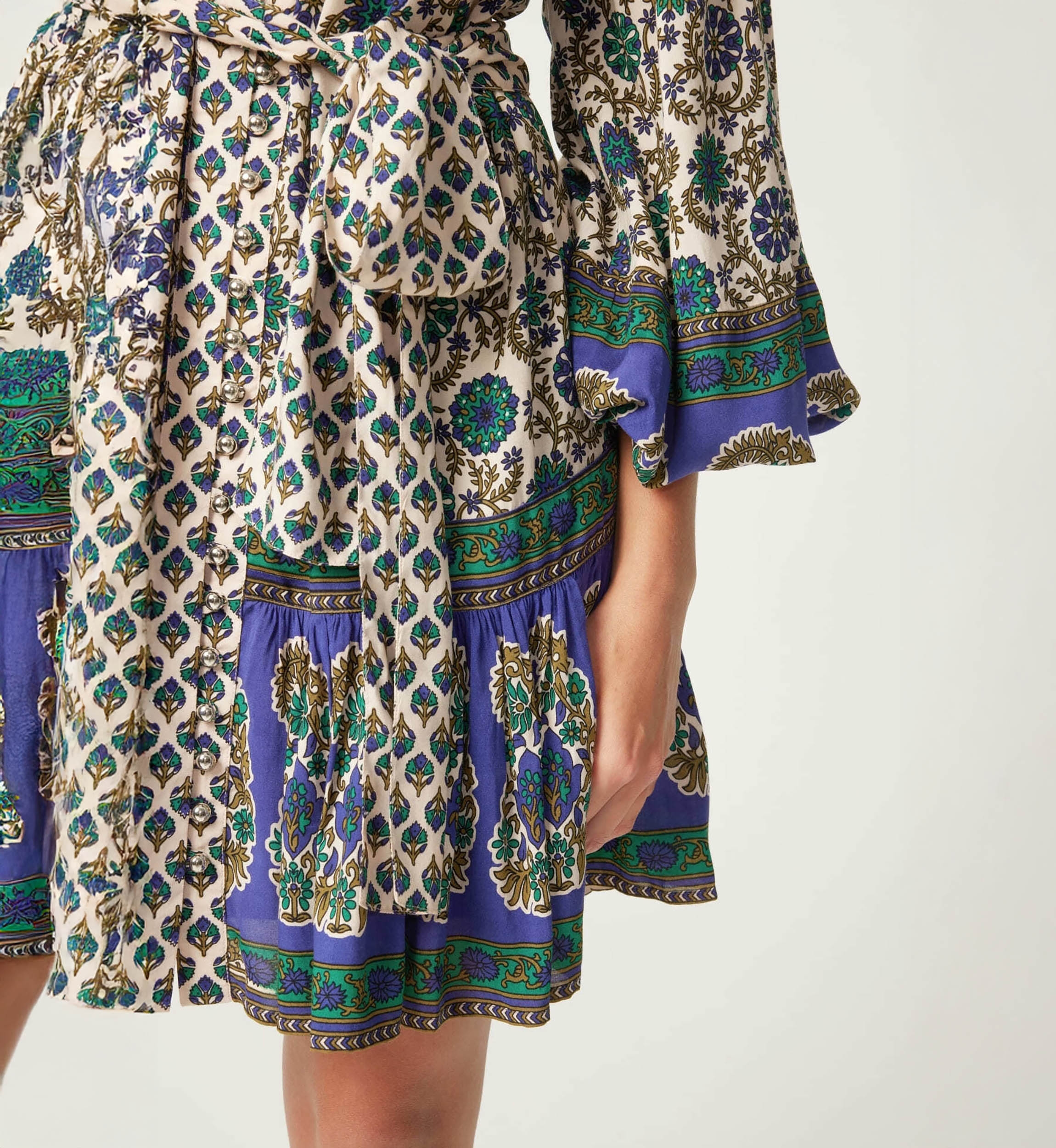 Robe courte Charlotte - motifs verts et beiges - Miss June Paris - 5