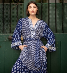 Robe longue Élise - motifs en broderie blanche - Miss June Paris - 1