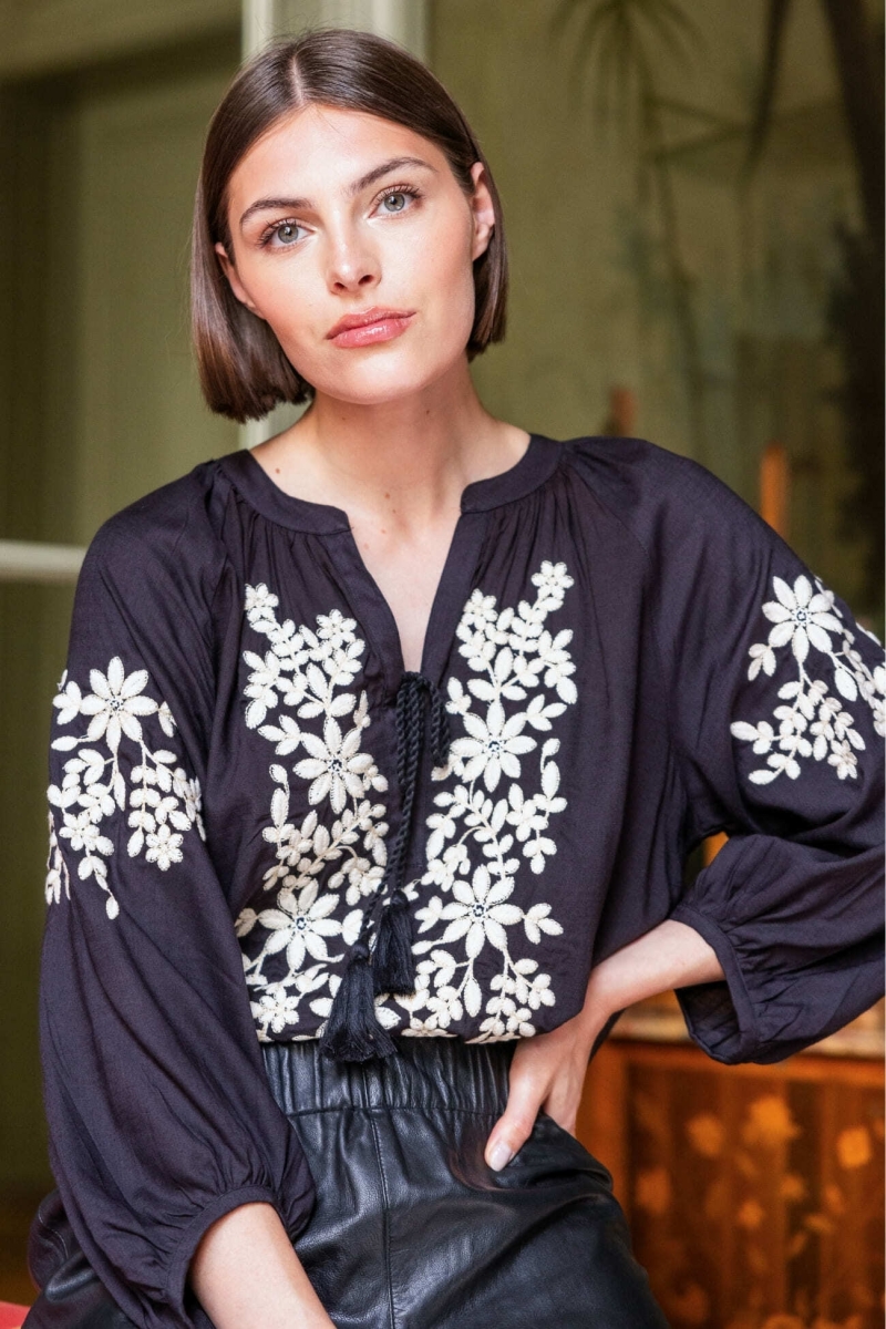 Blouse noir Noémie - Miss June Paris - 2