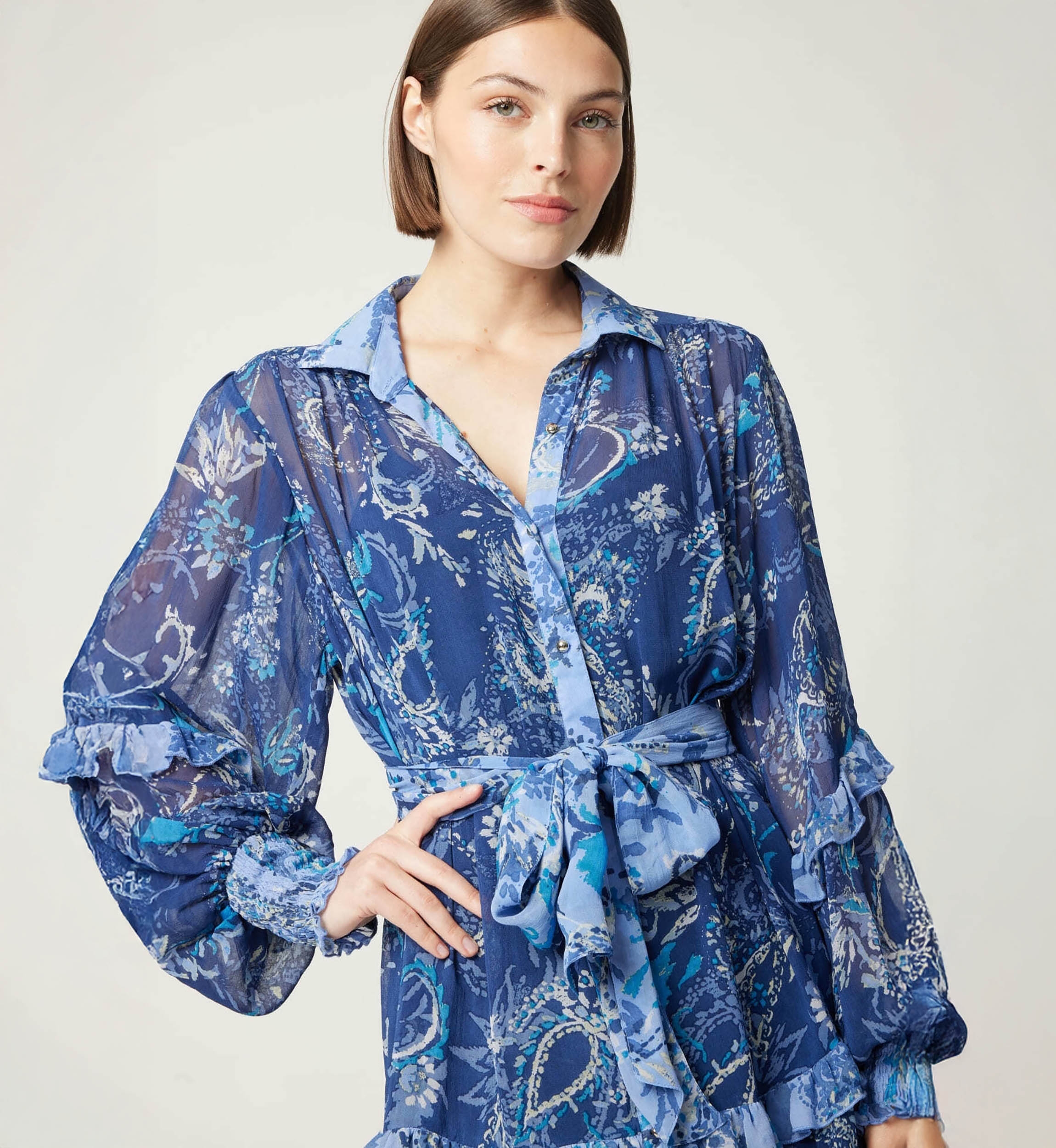 Robe blue courte Philippine - motifs blancs et bleus - Miss June Paris - 5