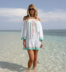 Robe Courte Azra : blanche - plastron brodé - épaules dénudées - 100% Modal - franges en coton - Miss June Paris - 1