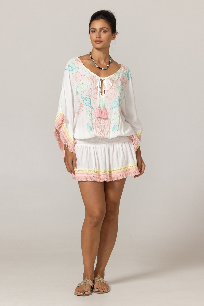 Robe Courte Sejla: blanche - plastron brodé - 100% Modal - franges en coton - touche bohème  - Miss June Paris - 3