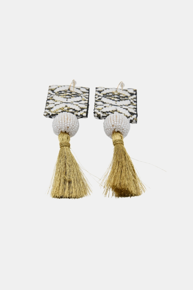 Boucles d'oreilles pendantes Java - blanc/noir/doré - fils lurex -  look bohème - Miss June Paris - 4