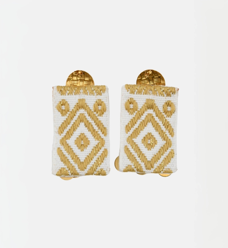 Blusing Drop Earrings – gold and white patterns – bohemian chic – Miss June Paris – 6