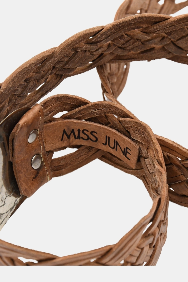 Miss June Paris — Cinturón de Cuero de Broadway