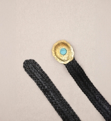 Cinturón de Cuero Negro con Hebilla Dorada Janna – Miss June Paris – 2