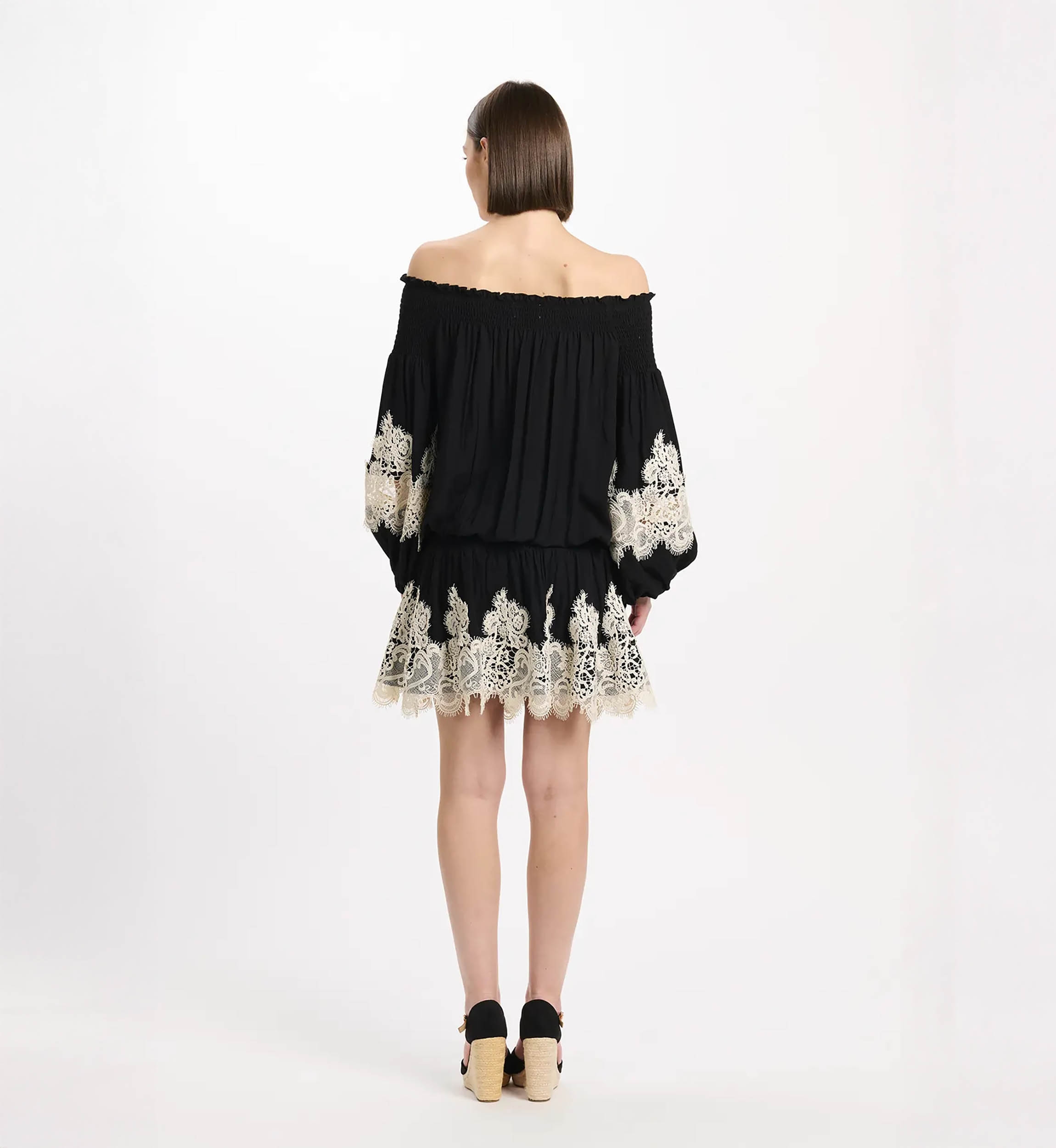 Vestido Laurel – Vestido corto con hombros descubiertos y cordones, 100 % modal – Miss June Paris - 5