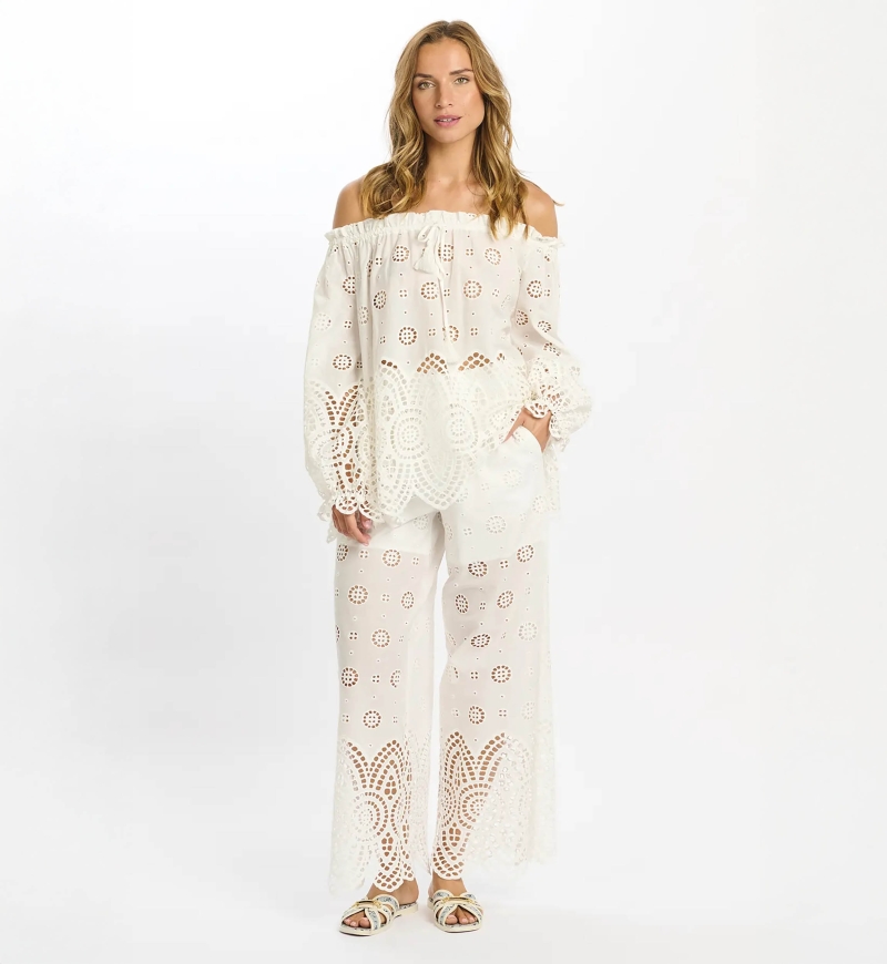 Top Opaline Off-shoulder Long Sleeved, 100% cotton with laces embroidery - Miss June Paris - 4