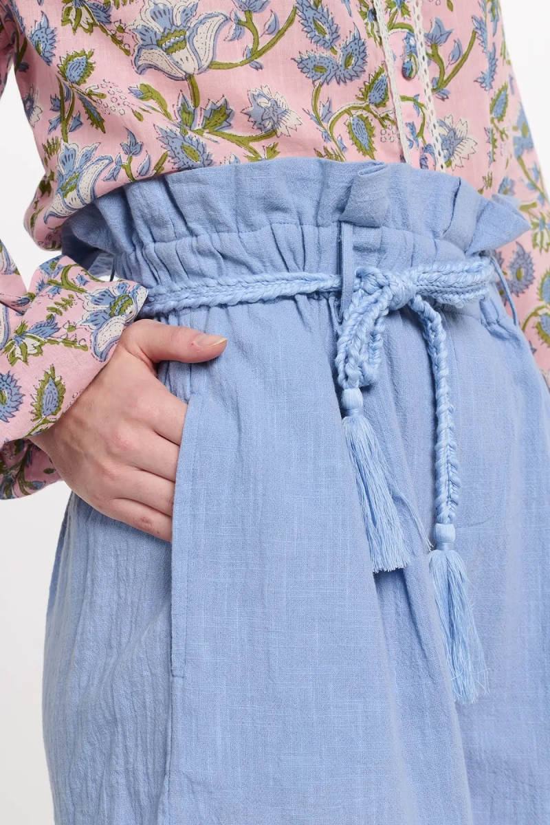 Short Luciana Shorts With Pockets And Belt, 100% cotton - Miss June Paris - 3