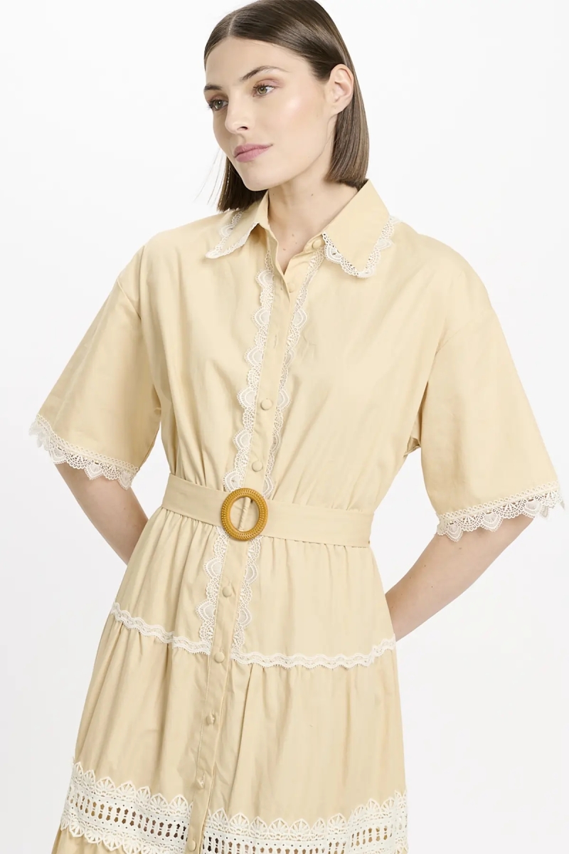 Vestido Betty – Vestido largo con mangas cortas y cinturón, 100 % algodón con bordados de encaje – 8