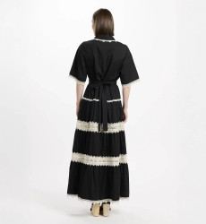 Robe Betty – Robe longue à manches courtes avec ceinture, en coton avec broderies et lacets, 100 % coton – Miss June Paris - 11