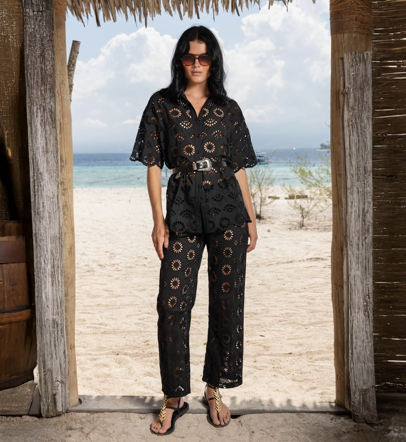 Camisa Mira con bordados ingleses - negra - 100 % algodón - Miss June Paris - 6