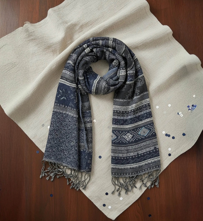 Kendra scarf - blue wool - 1