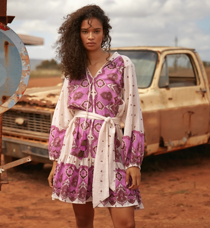 Robe Danae – Robe courte à manches longues avec ceinture assortie, 100 % coton imprimé – Miss June Paris - 6