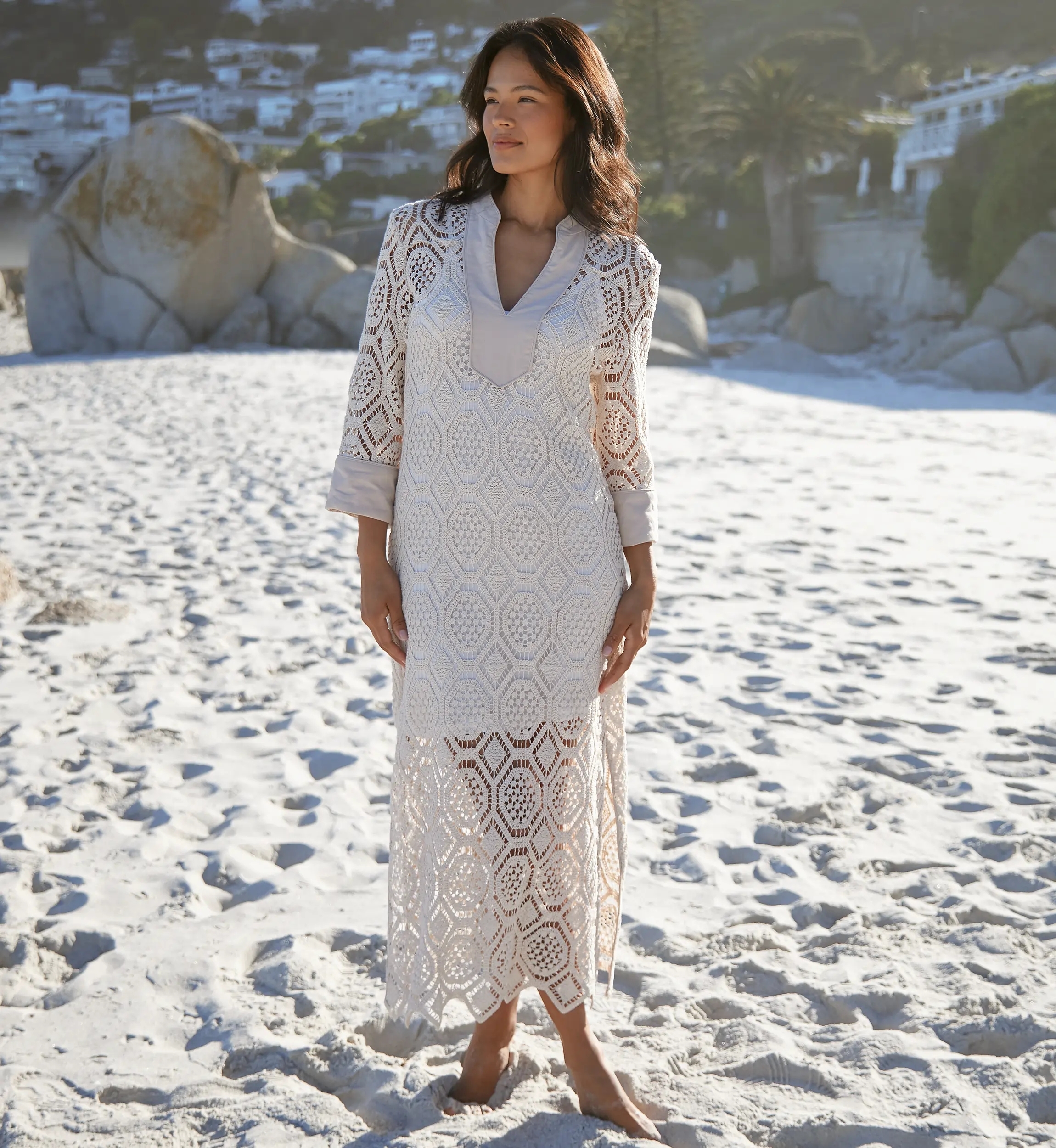 Vestido Baley – Vestido largo de manga larga con forro, crochet de algodón con bordados, 100% algodón – Miss June Paris