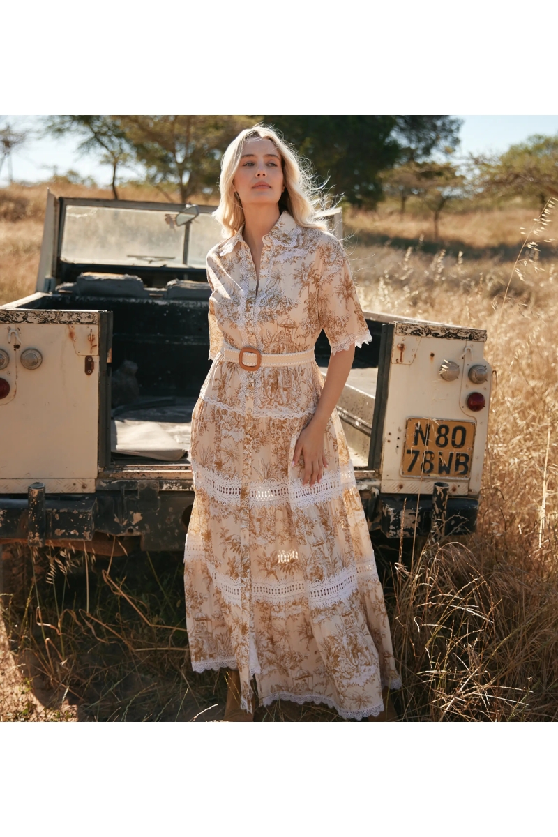 Miss June Paris — Vestido Largo Aliza Beige