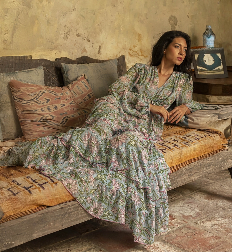 Robe longue Rosa - étoffe fluide - imprimé floral - manches longues - Miss June Paris - 2